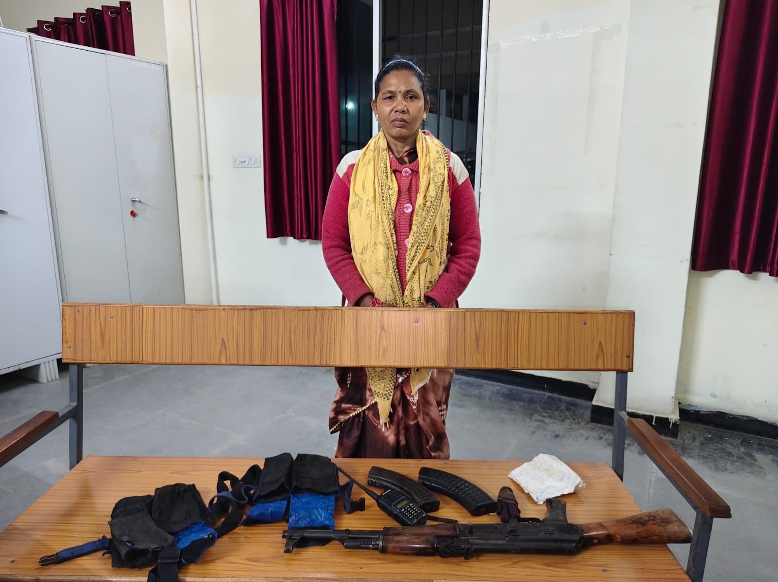 कांकेर में डीवीसीएम मासे बारसा का एके-47 के साथ आत्मसमर्पण