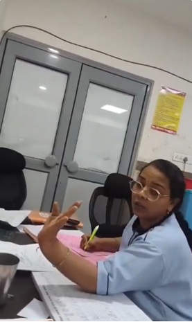 डिलीवरी के लिए मांगा खर्चा-पानी, जिला अस्पताल की दो नर्सें सस्पेंड