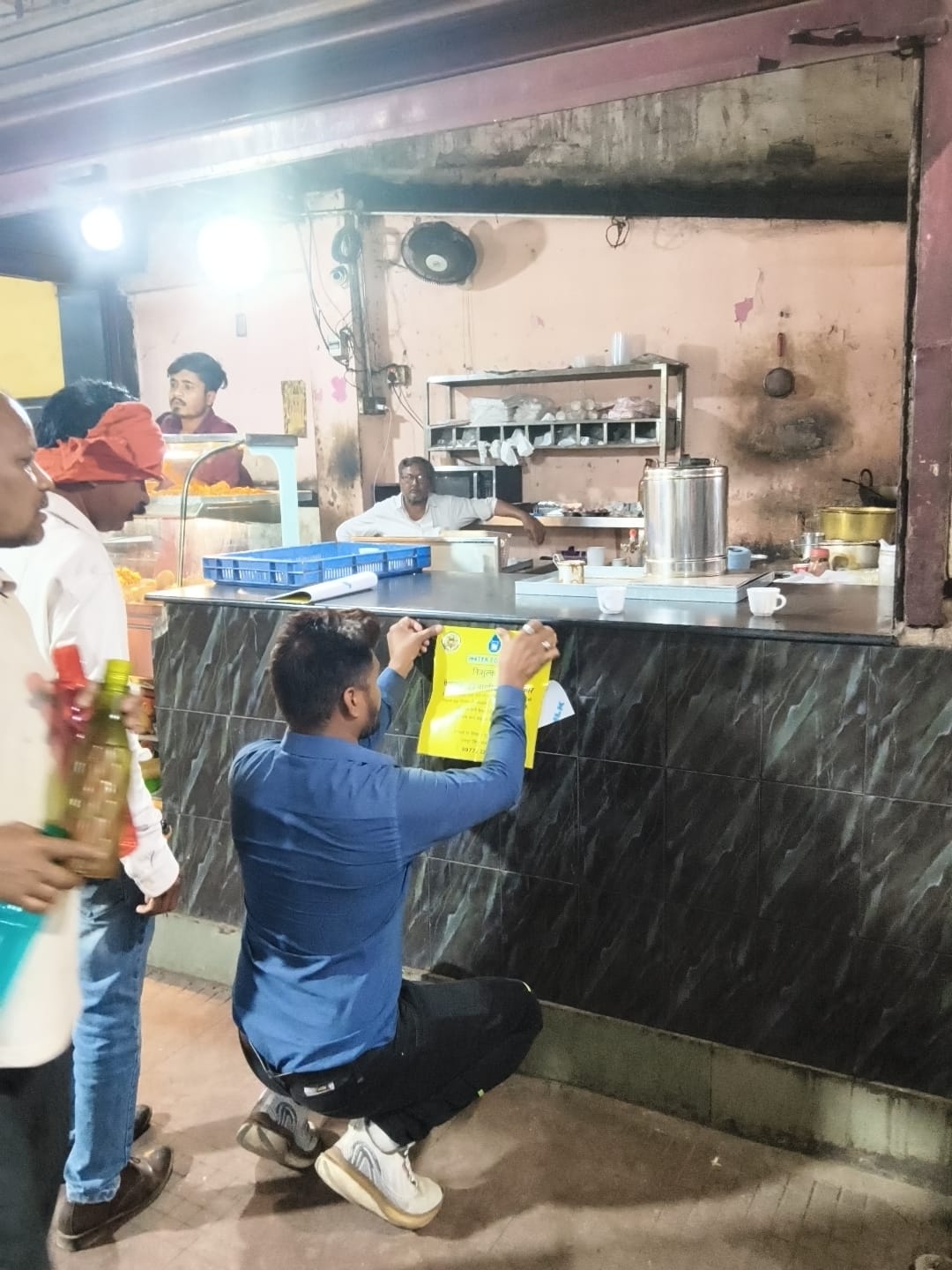  200 से अधिक होटल ढाबे, रेस्टोरेंट में वाटर फॉर आल स्टीकर चस्पा  