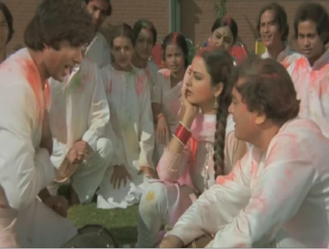 'रंग बरसे' फिर से: 4 दशक बाद भी होली के रंग को और गाढ़ा करता है यह आइकॉनिक सॉन्ग