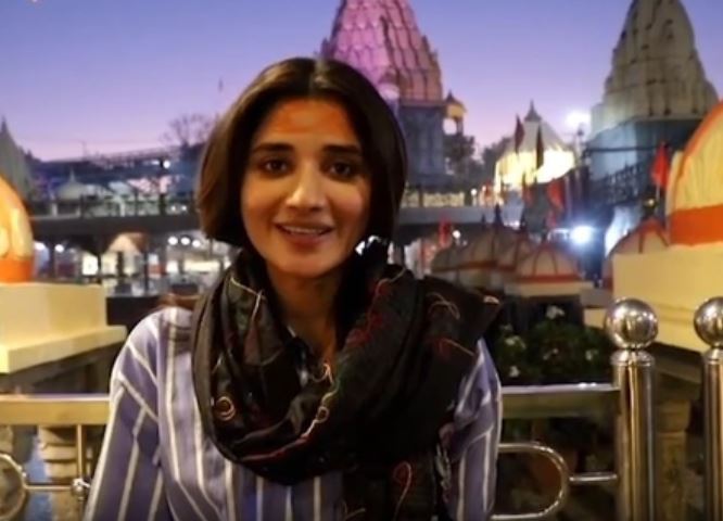 महाकाल की भक्ति में लीन हुईं कनिका मान, दर्शन के अनुभव को बताया 'दिव्य' 
