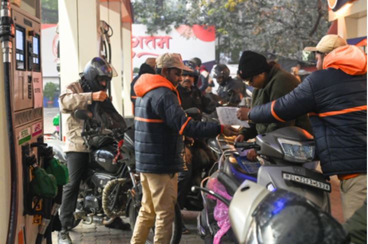 भारत के पास पर्याप्त टैक्स बफर मौजूद, 110 डॉलर प्रति बैरल तक कच्चे तेल की कीमतों को वहन करने में सक्षम : रिपोर्ट 