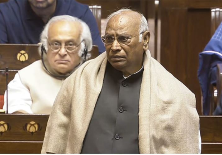 एलपीजी की कमी चिंता का विषय, घरों व व्यावसायिक उपयोगकर्ताओं पर पड़ रहा है असरः खड़गे 