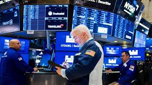ट्रंप के संबोधन के बाद अमेरिकी शेयर बाज़ार के वायदा कारोबार में गिरावट