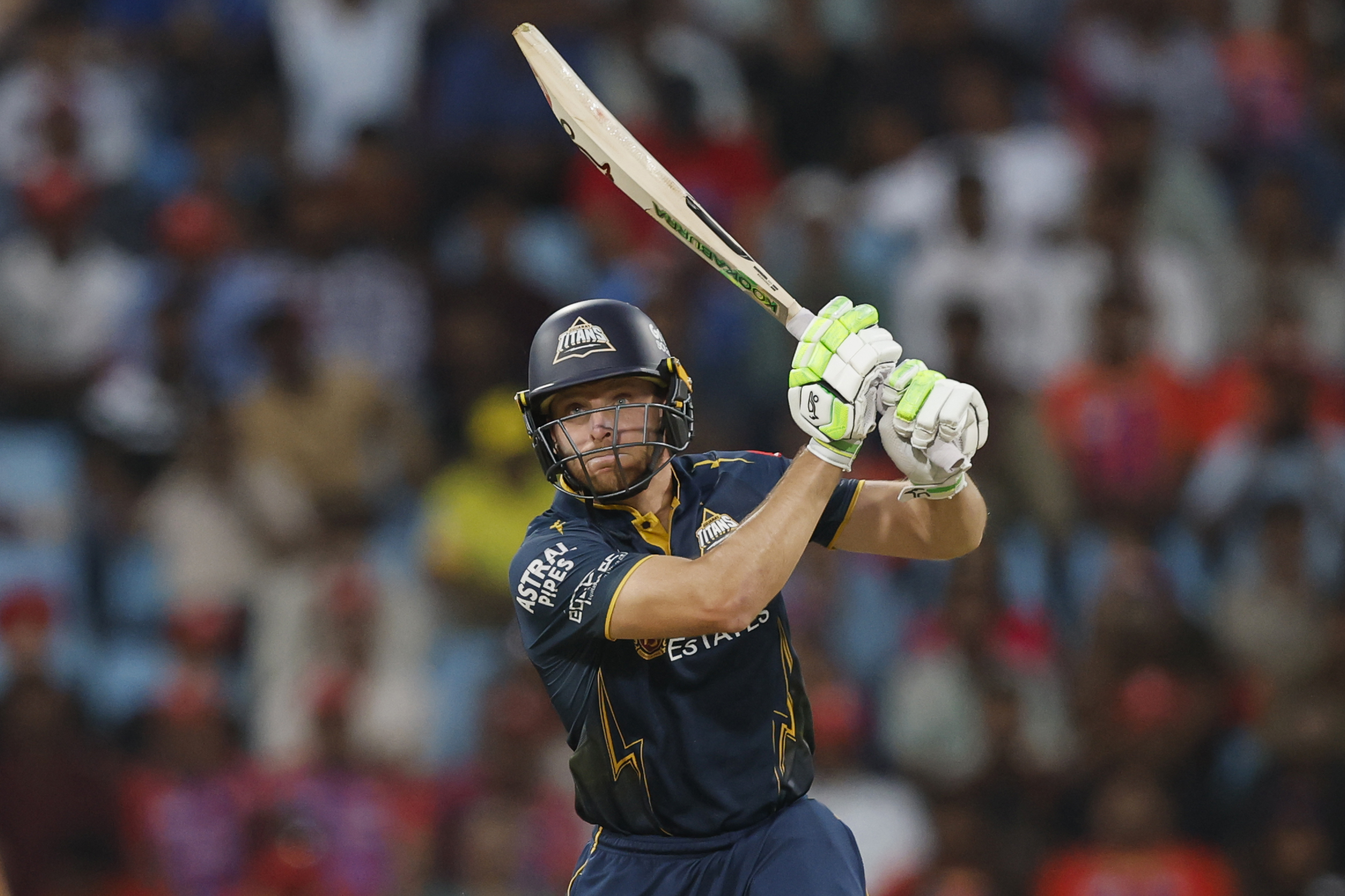 प्रसिद्ध की शानदार गेंदबाजी से टाइटंस ने सुपर जायंट्स को हराया