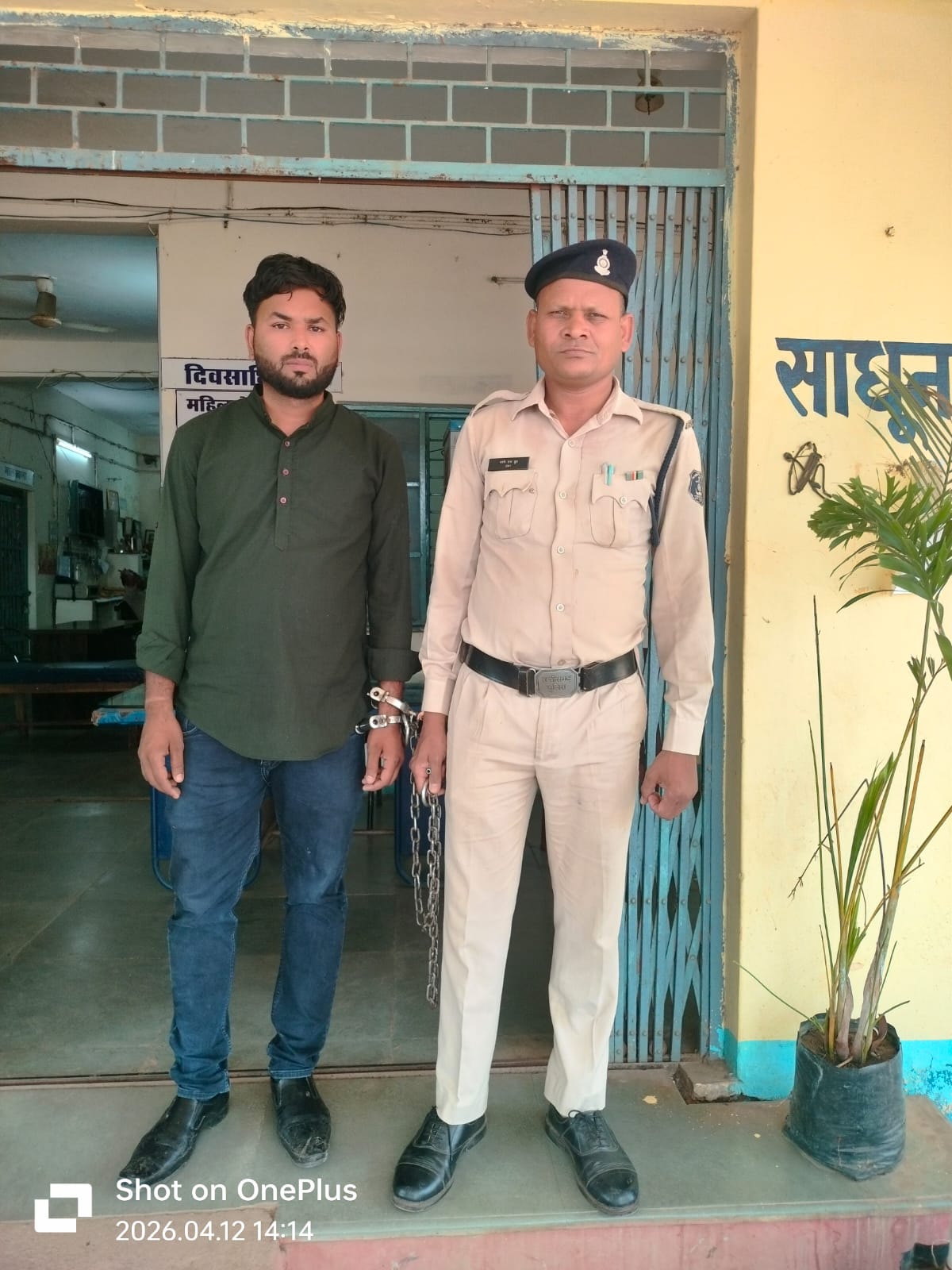 फर्जी सिम जारी कर धोखाधड़ी करने वाला जबलपुर से गिरफ्तार 