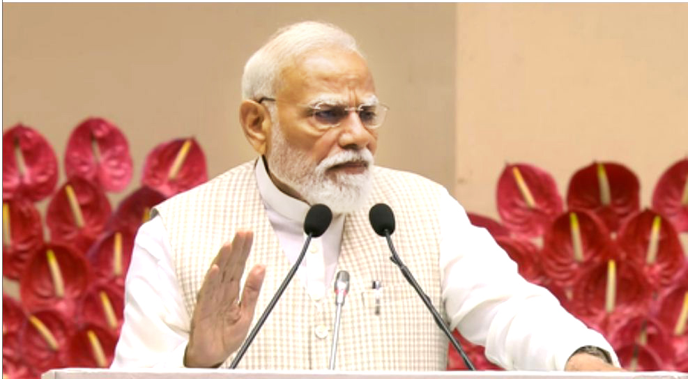 लोकसभा की सीटें बढ़ाकर 850 करने और 33% महिला आरक्षण का प्रस्ताव-क्यों उठ रहे सवाल?