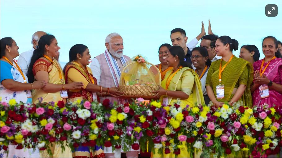 33 फीसदी महिला आरक्षण पर 100 फीसदी राजनीति !  नीयत साफ हो, तो कभी भी लागू किया जा सकता है...