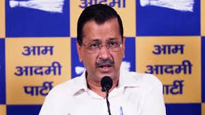 अदालत में पेश हुए केजरीवाल, न्यायमूर्ति शर्मा से हलफनामे को रिकॉर्ड पर लेने का आग्रह किया