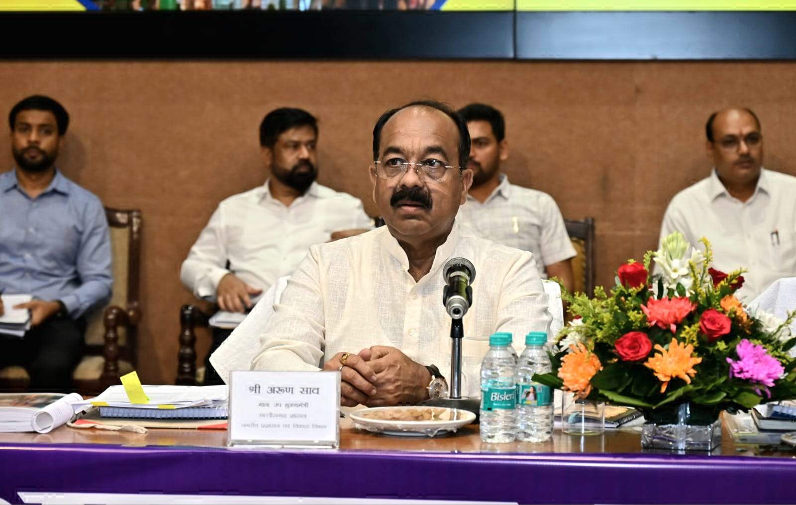 पेयजल समस्या, अवैध प्लाटिंग-निर्माण पर डिप्टी सीएम सख्त