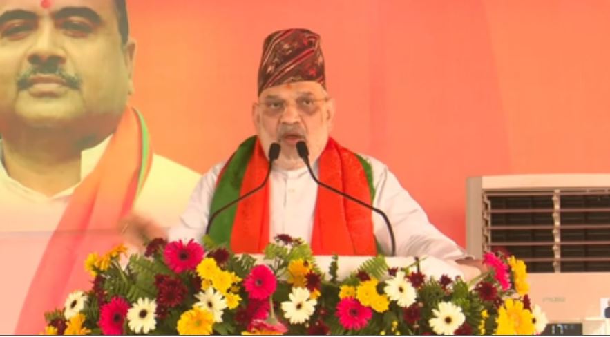 टीएमसी के सारे गुंडे कान खोलकर सुन लें... महिलाओं के उत्पीड़न पर अमित शाह ने दार्जिलिंग से दी चेतावनी 