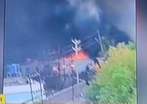 प्लास्टिक फैक्ट्री में आग