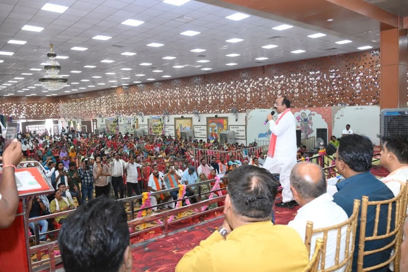 उचित मूल्य दुकान संचालकों का राज्य स्तरीय सम्मेलन, उपमुख्यमंत्री ने मांगे पूरी करने का दिया भरोसा