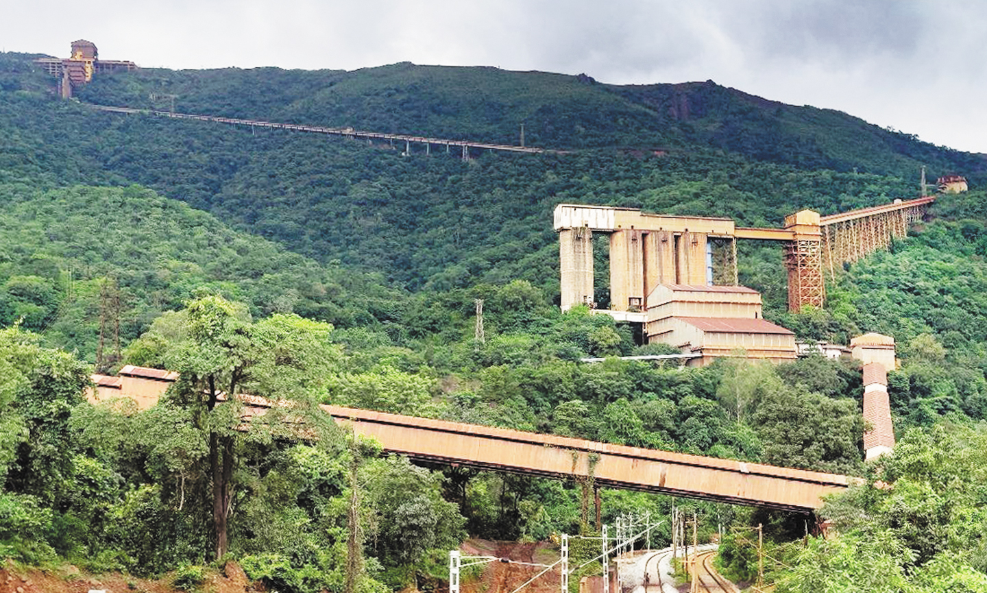 बैलाडीला लौह अयस्क परियोजनाओं में अब तक का एनएमडीसी का सर्वोत्तम खनन प्रदर्शन दाखिल