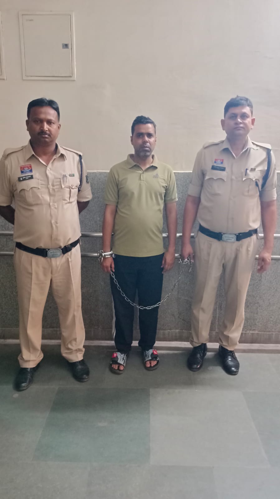 सरकारी नौकरी का फर्जी नियुक्ति पत्र दे, 4.91 लाख वसूले, गिरफ्तार 
