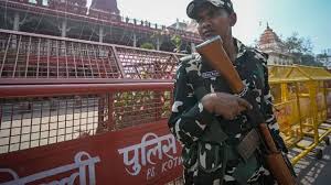 दिल्ली में प्राइवेट स्लीपर बस के अंदर महिला से गैंगरेप का आरोप, दो गिरफ़्तार