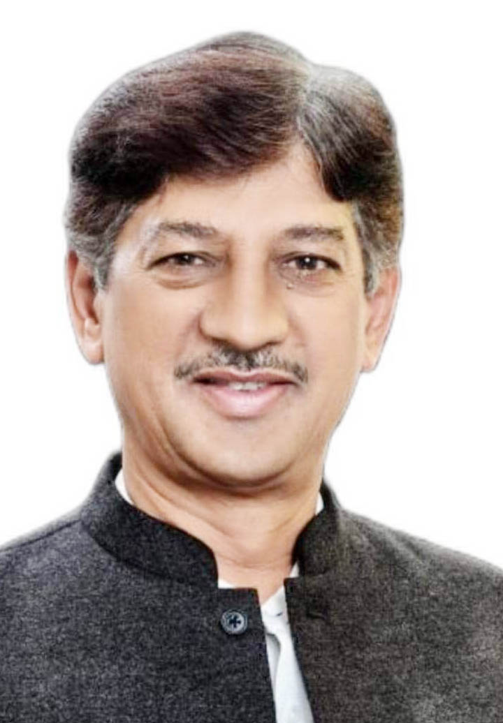 डिप्टी कलेक्टर पर पूर्व विधायक ने लगाए आरोप