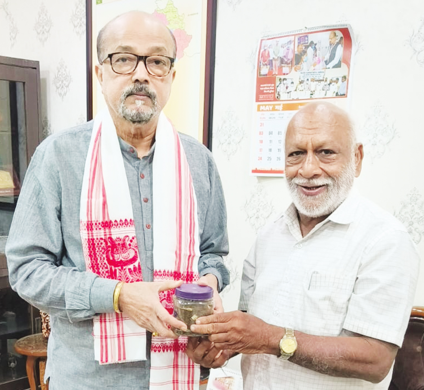 असम के बागानों की तर्ज पर प्रदेश में चाय उद्योग विकास पर मार्गदर्शन
