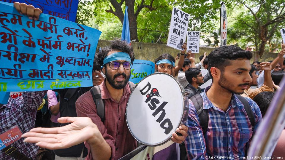 नीट पेपर लीक मामला: सुप्रीम कोर्ट ने कहा, एनटीए ने पहले की घटनाओं से सबक नहीं लिया