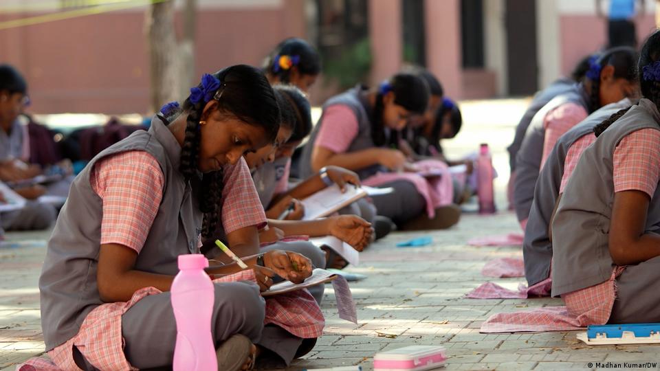 केरल के स्कूलों में छात्राओं को पीरियड लीव देने का प्रस्ताव