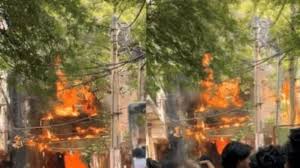 दक्षिण दिल्ली के होटल में आग लगने से 21 की मौत, मरने वालों में कई विदेशी नागरिक