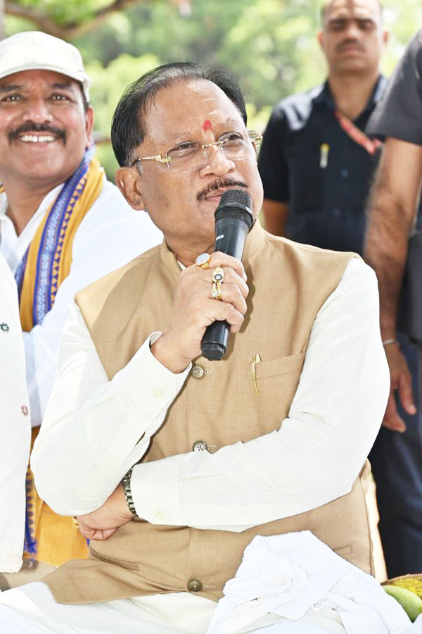पेड़ की छांव में मुख्यमंत्री की चौपाल, निमधा को नर्सिंग कॉलेज-मिनी स्टेडियम