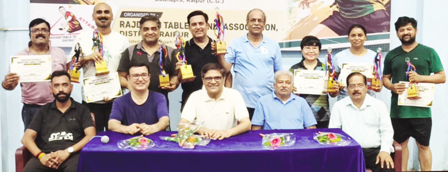 रायपुर जिला मास्टर्स टेबल टेनिस स्पर्धा में शैलेष, पवन और दिव्या रहे विजेता