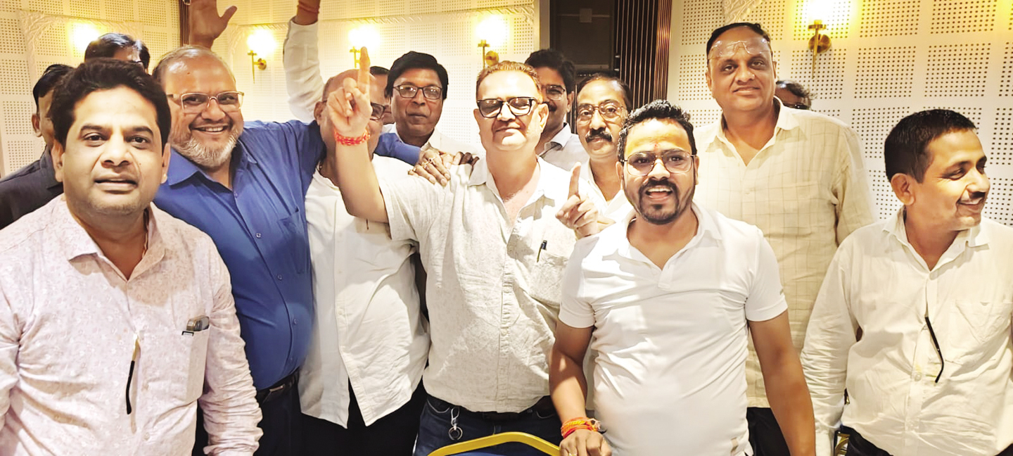 समस्याओं और शासन तक मांगों को पहुंचाने के लिए विद्युत यांत्रिकी ठेकेदार संघ का गठन