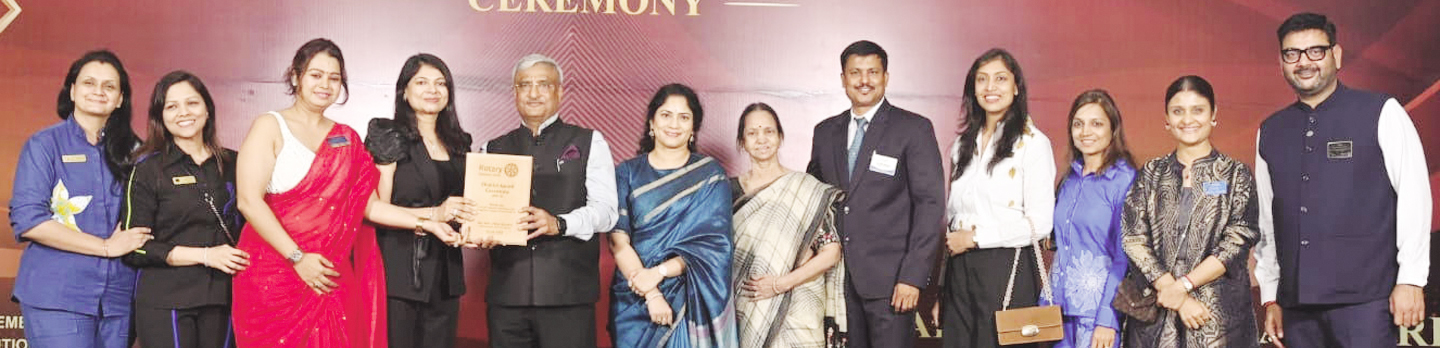 रायपुर कॉस्मो दीवाज़ ने लहराया कामयाबी का परचम, आभार मित्रों का आयोजन में जीते सर्वाधिक 24 पुरस्कार