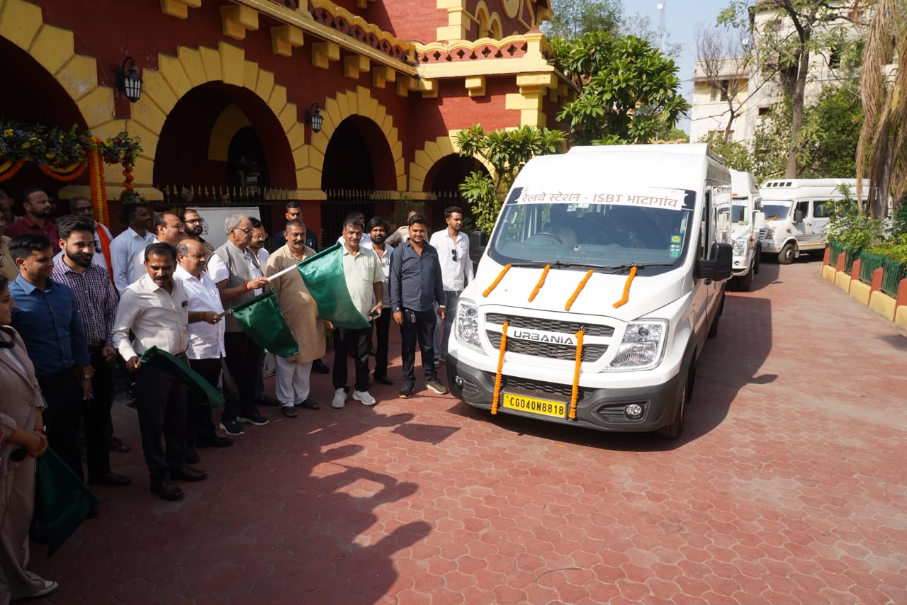 रायपुर में 45 मिनी बसों के साथ माइक्रो बस शुरू 