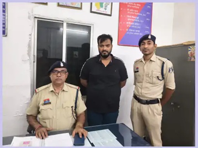 एसी कोच में सफर कर यात्रियों का सामान उड़ाता था, पांच साल बाद जीआरपी ने दबोचा
