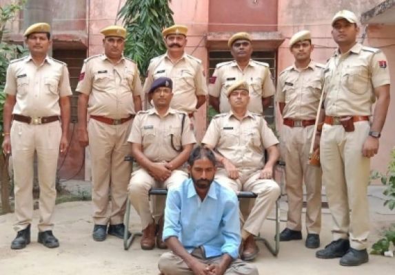एकतरफा प्यार में प्रेमी ने की महिला की हत्या