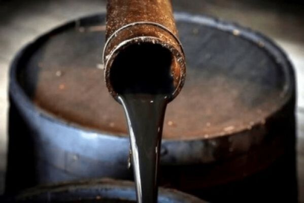 पिछले सप्ताह बढ़ा अमेरिकी कच्चे तेल का भंडार