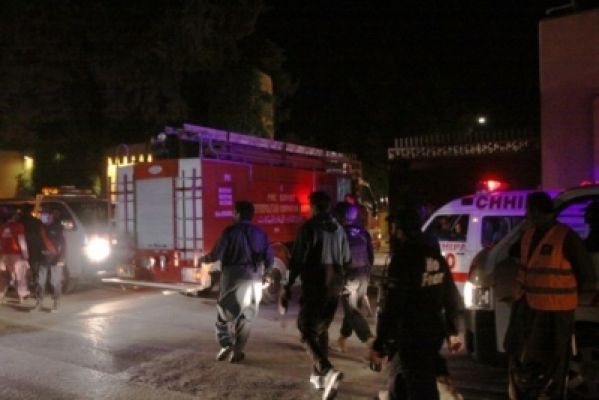 पाक के बलूचिस्तान प्रांत में हुए बम विस्फोट में 14 लोग घायल
