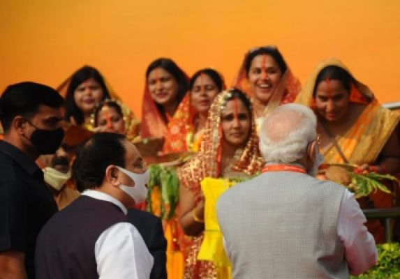 भाजपा राष्ट्रीय कार्यकारिणी की बैठक में दिखा छठ पूजा का रंग, पीएम मोदी ने दी शुभकामनाएं