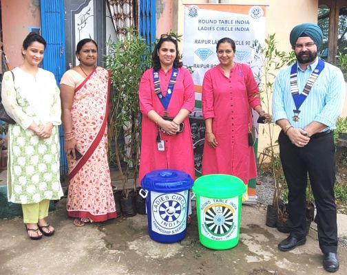 आरएलसी 90 और आरआरटी 169 ने पौधे और कूड़ेदान प्रदान कर हरा-भारत के लिए किया प्रेरित