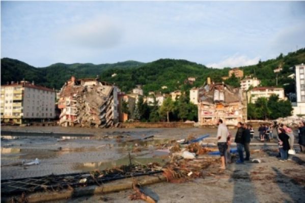 उत्तर पश्चिमी तुर्की में तेज आंधी तूफान के कारण 6 लोगों की मौत : मीडिया रिपोर्ट