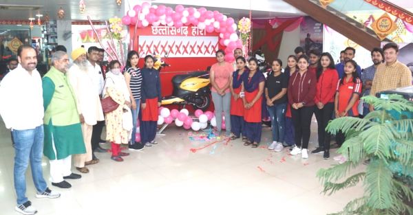 छत्तीसगढ़ हीरो में प्लेज़र एक्सटेक स्कूटर की भव्य लॉन्चिंग, नेक्स्ट जनरेशन स्मार्ट फ़ीचर्ज़, 10 प्रतिशत अधिक माइलेज