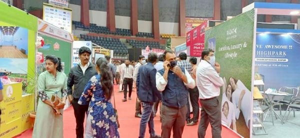 क्रेडाई प्रापर्टी एक्सपो में मनचाही प्रापर्टी लेने अंतिम अवसर, बंपर ड्रा में टीवीएस स्कूटरेट, लकी ड्रा में होम एप्लांयसेंस, बेस्ट लोकेशन में मनचाहा प्रोजेक्ट पाकर खुश हुए बायर्स