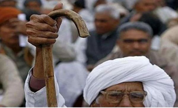 आदर्श ग्राम : कमाल के फैसले