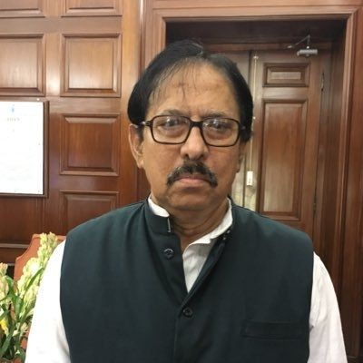 बंगाल के स्पीकर ने राज्यपाल के खिलाफ राष्ट्रपति को लिखा पत्र