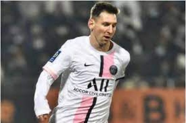 लियोनल मेसी समेत PSG के 4 खिलाड़ी कोरोना संक्रमित, 1 दिन बाद टीम को मैच खेलना है