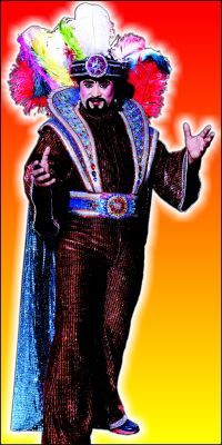 रायपुरवासियों का नववर्ष रहा जादू शो के नाम, ओपी शर्मा साथ सेल्फी लेने गजब की होड़