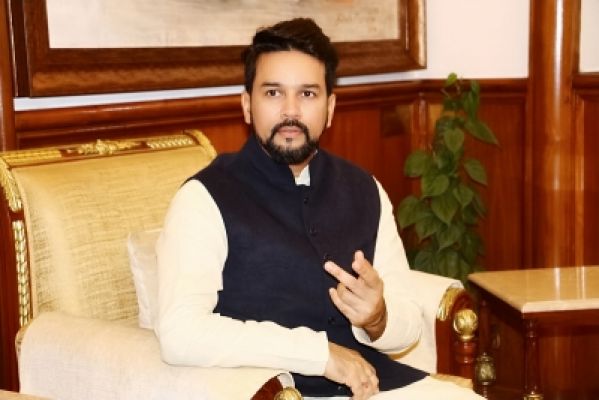 आतंकियों के मुकदमे वापस लेने वाले लोग आज मंदिर बनाने की बात कर रहे हैं : अनुराग ठाकुर