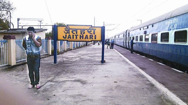 जैतहरी के पास तीसरी लाइन कनेक्टीविटी, 19 ट्रेनों को 9 से 19 जनवरी तक रद्द किया