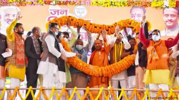 उत्तर प्रदेश में विधायकों के पार्टी छोड़ने से बढ़ी बीजेपी की परेशानी