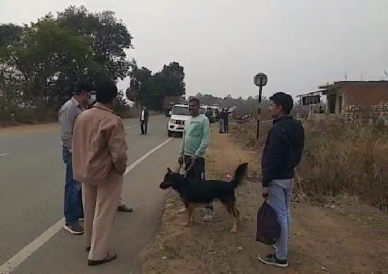 17 लाख सहित मारुति ट्रेडर्स का मैनेजर लापता, सडक़ किनारे खड़ी मिली कार