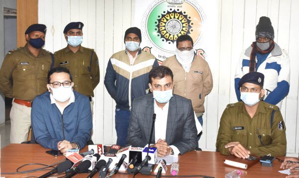 स्कूल शिक्षा में भ्रष्टाचार दिखाने गढ़ी फर्जी डायरी, 3 गिरफ्तार