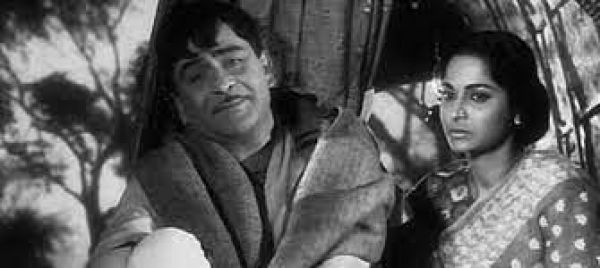 ‘तीसरी कसम’ सैलूलोइड पर लिखी कविता है-ख्वाजा अहमद अब्बास