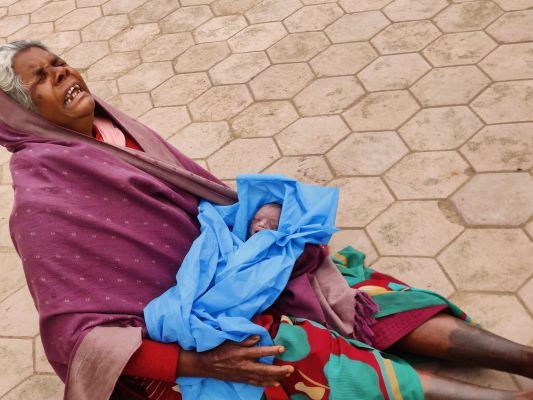 एसएनसीयू में नवजात की मौत